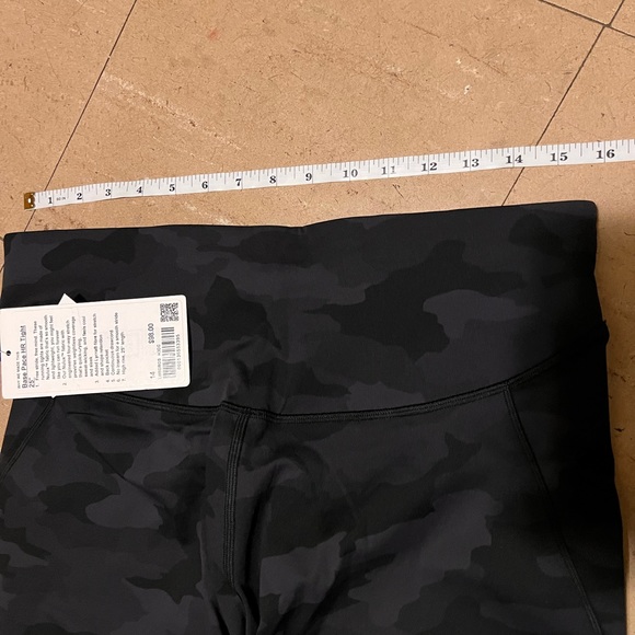 Lululemon Base Pace High-Rise Tight 28" H3DC camo - Picture 6 of 8